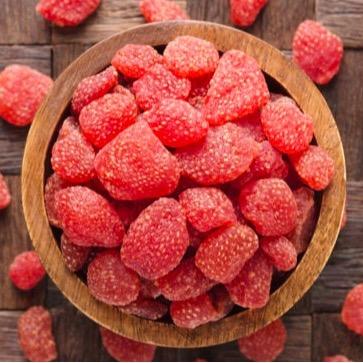 1 KG Dried Strawberries - Sweet and Chewy Snack - Great Value for Baking and Cooking - Dry, Flavor 1
