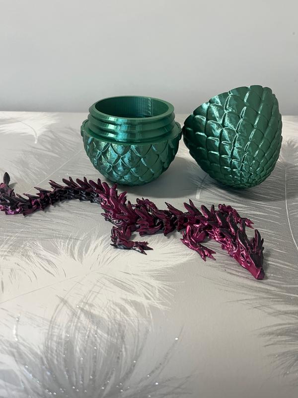 3D Printed Dragon Egg with Baby Dragon Toy - Collectible Fantasy Sci-Fi Toy 3