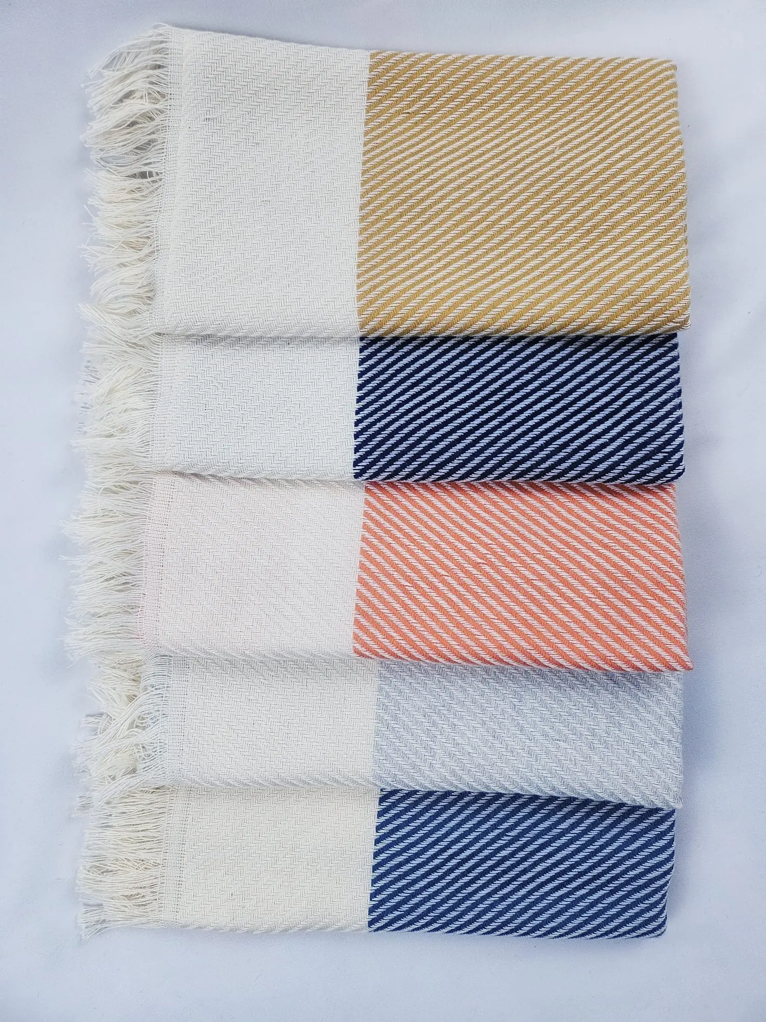 Moosh 100% Cotton Turkish Hand Towel - Super Soft & Quick-Drying - 45x70cm - Perfect for Kitchen, Bathroom, Travel & Gift