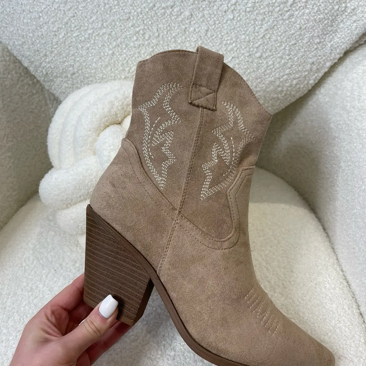 Western Cowboy Boots - 2 COLOURS