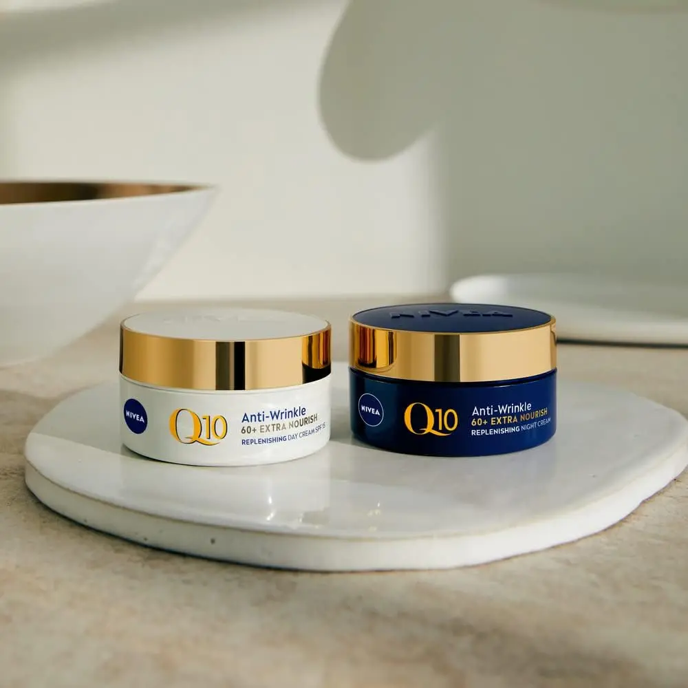 NIVEA Q10 Anti-Wrinkle 60+ Extra Nourishing Day Cream SPF 15 (50ml), Hydrating Day Cream to Reduce Fine Lines and Wrinkles, Nourishing Skincare for Mature Skin Moisturizer Uv