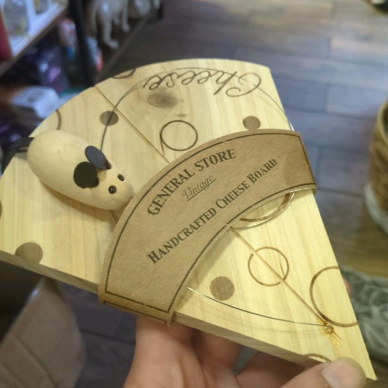 Handcrafted Cheese Board with Slice - Perfect for Kitchen Chopping Wood 2