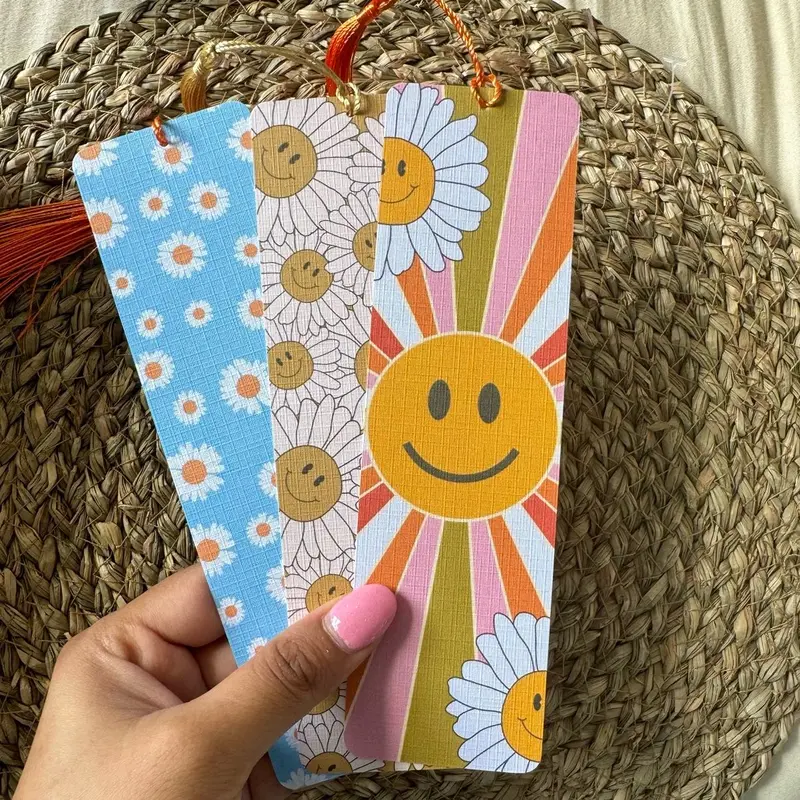 Aesthetic Girly Bookish Sunflower bookmark, Sunflower bookmark for Book Lovers , Linen Bookmark,Sunshine Bookmark, Reader's gifts 2