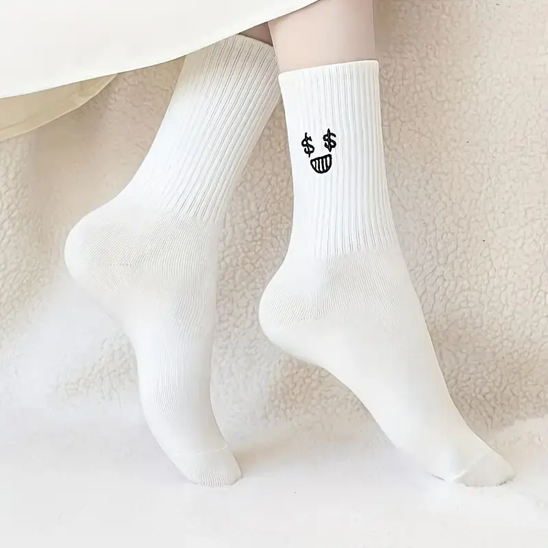 5 Pairs Unisex Cartoon Print Crew Socks, Casual Cute Comfy Breathable Socks for All Seasons, Women Socks for Daily Wear, Comfort Womenswear 4