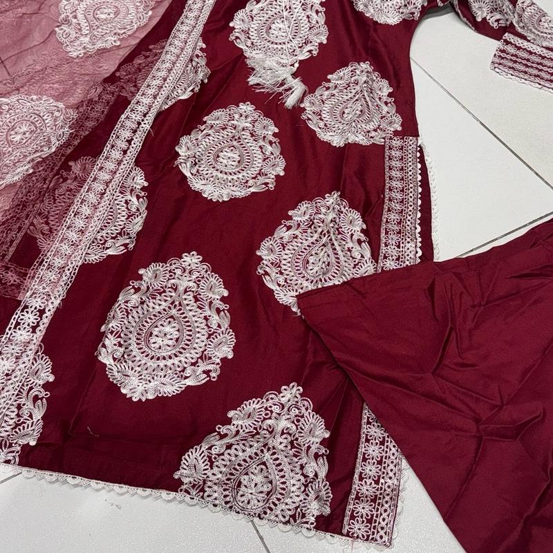 5 COLOURS! LC 7668 Embroidered work plazzo kameez design with white embroidery  Womenswear 8