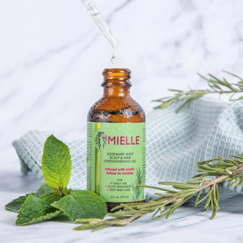 Mielle Rosemary Mint Scalp & Hair Strengthening Oil, hair oil, rosemary oil hair, viral hair oil, hair oil growth, rosemary oil hair, hair oil growth thicker hair, hair oil treatments, hair care products, viral hair care Haircare Hydrate Smooth 4