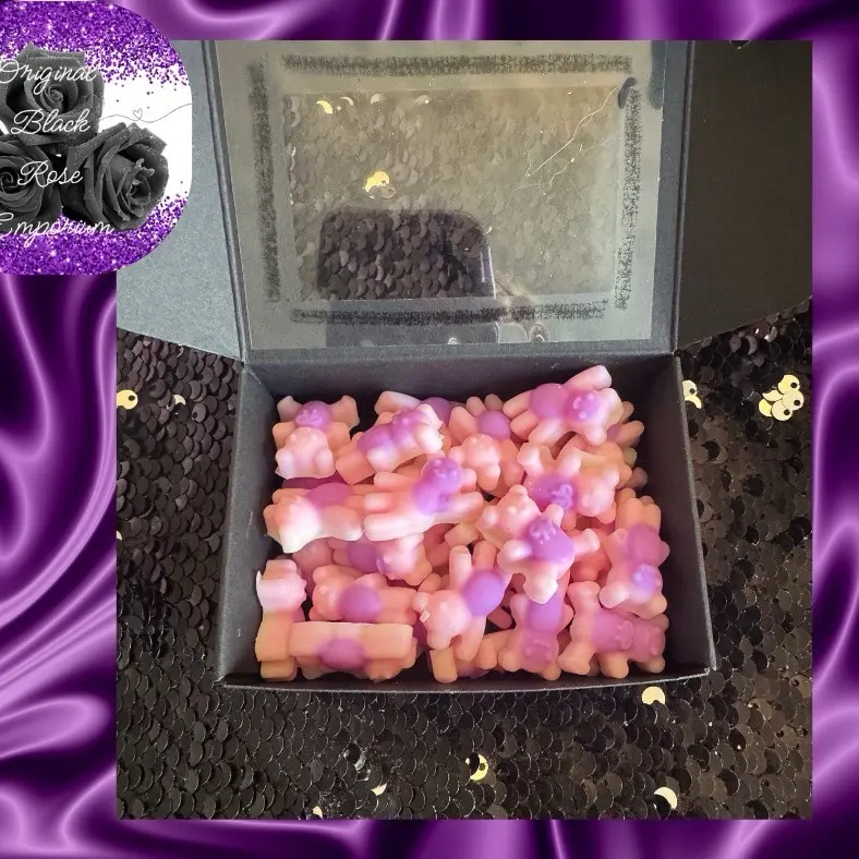 Box of 40 Mother’s Day Mini Wax Melts - Japanese Magnolia, Cherry Blossom and Vanilla Fragrance 0
