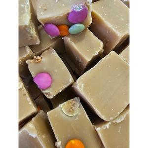 Smartie Fudge (3 Pieces)