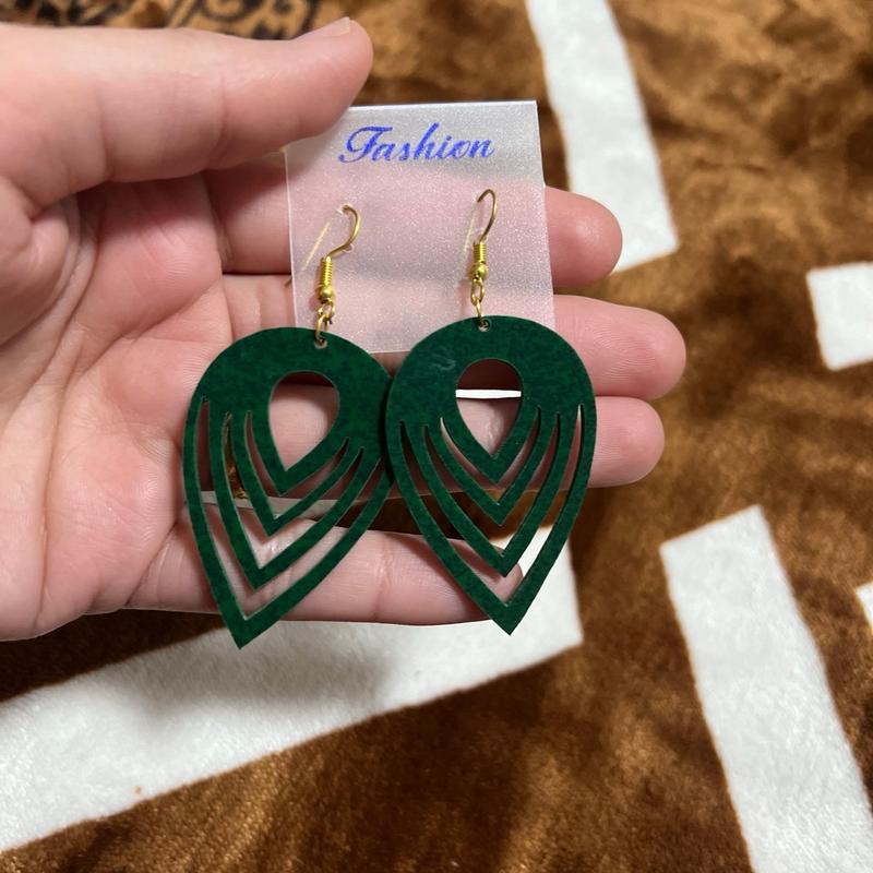 Women's Jewellery Set - Any 4 Pairs of Earrings 7