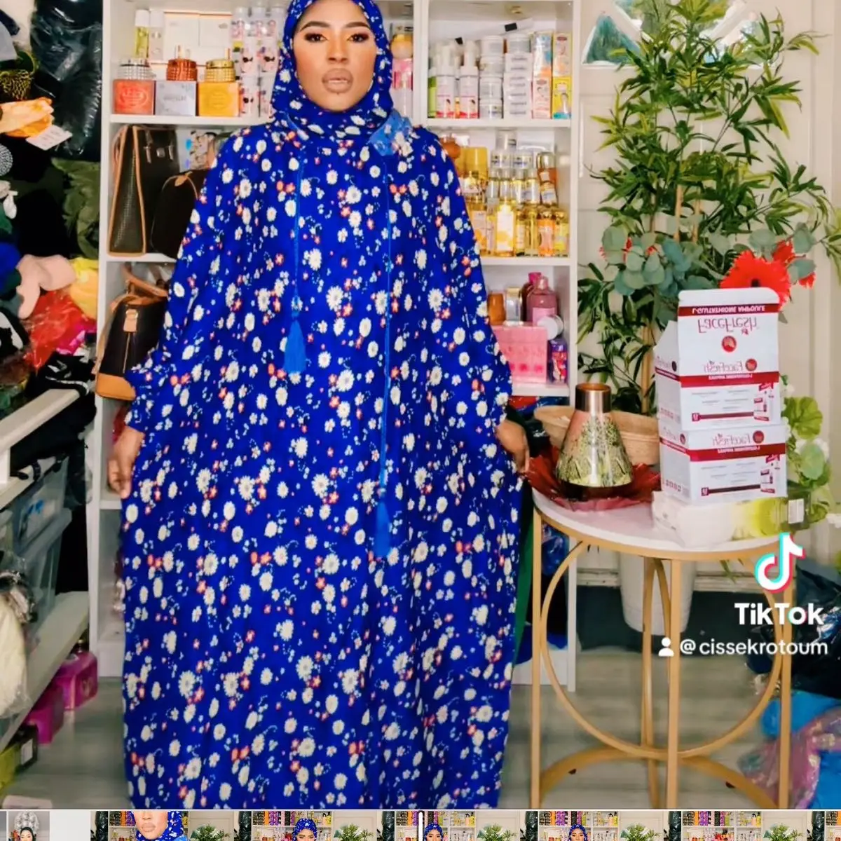 Coloured hoodie abaya