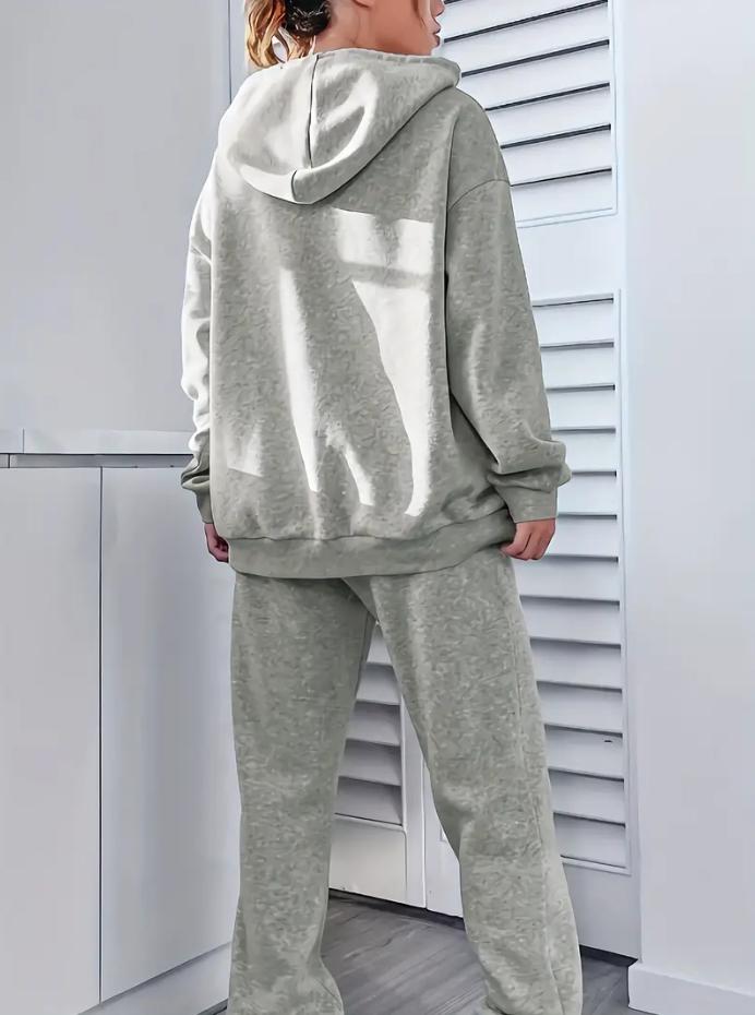 Product Introduction of Women's Oversized Hoodie Tracksuit Set with Geometric Letter Print, Casual Style, Long Sleeve Sweater and Pants with Pockets Autumn and Winter 8