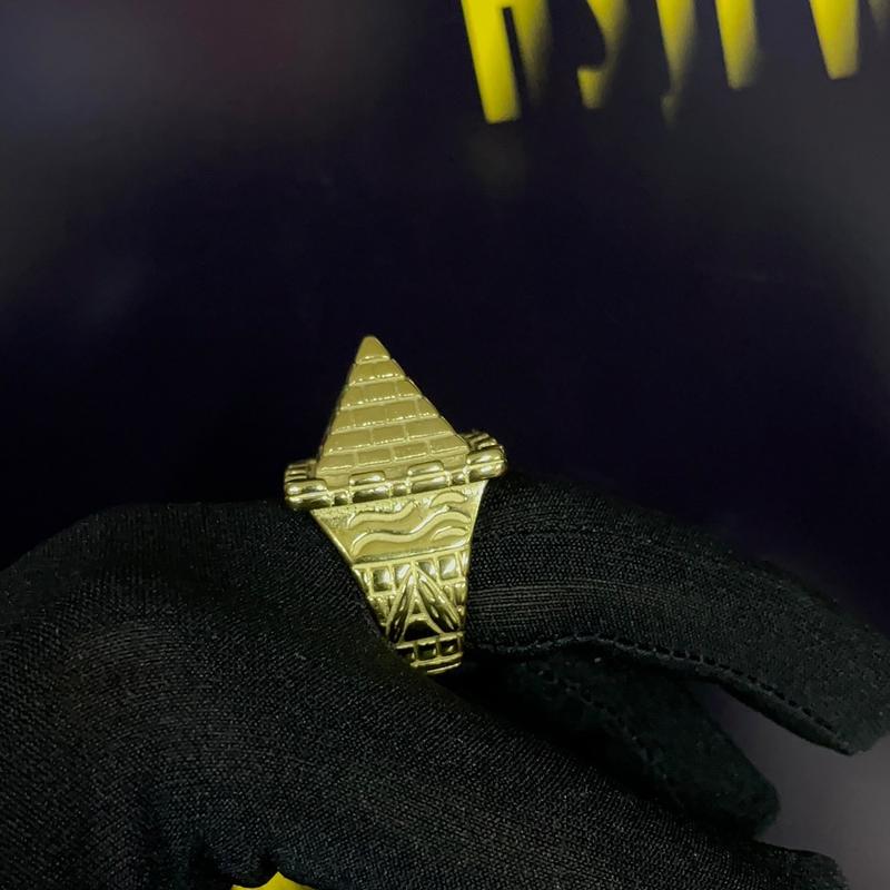 Pyramid Castle Ring Stainless steel Gold Plated 6