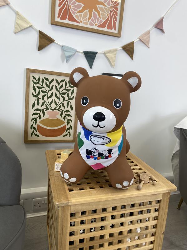 Happy Hopperz Personalise Me Happy Hopperz Bandana - Add a fun, personal touch by letting your child name their new Happy Hopper best friend! 6