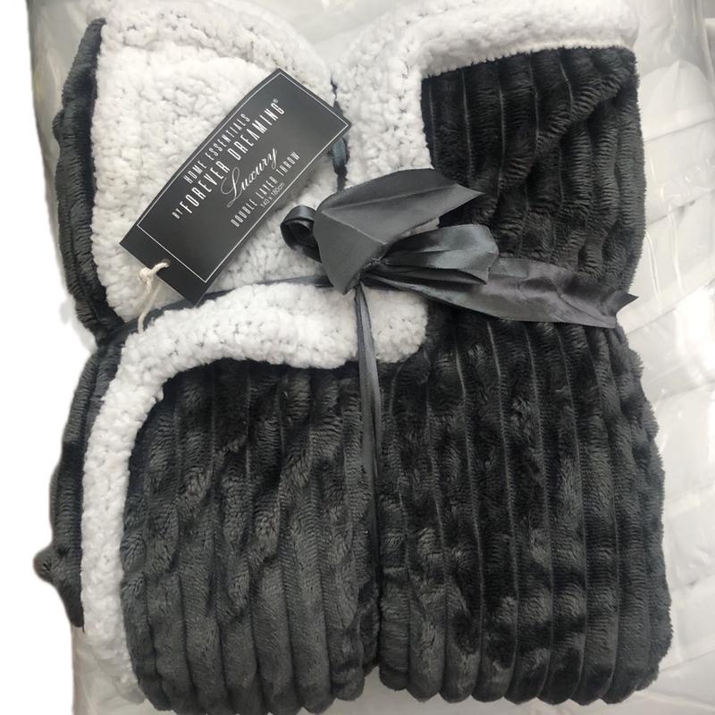 Home essentials luxury double layer throw 140x180cm blanket 5
