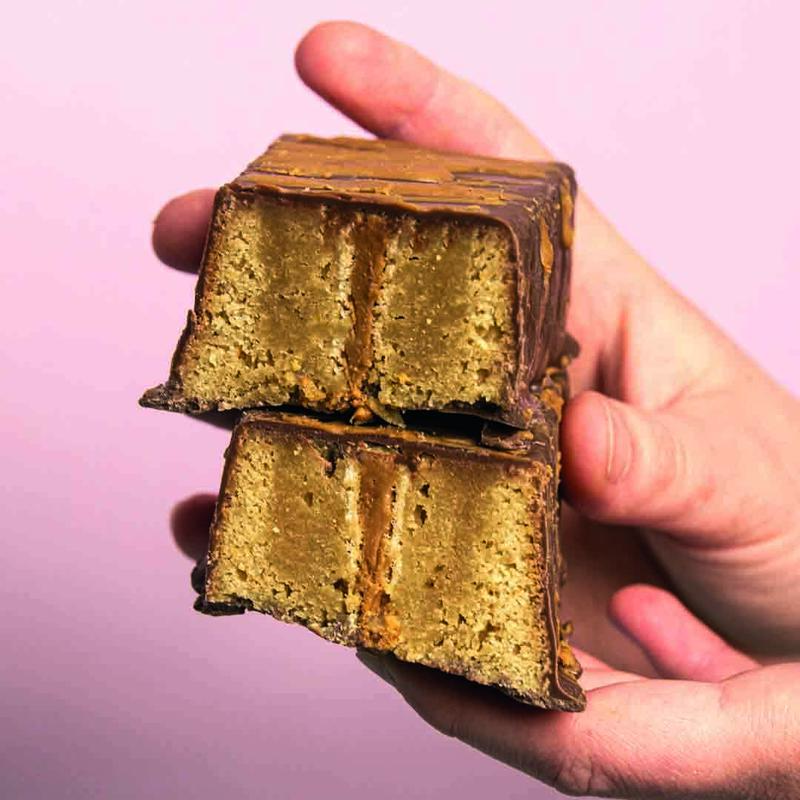 Ridiculously Rich Chocolate Cake Bars - Biscoff, Kinder or Cornflake 1