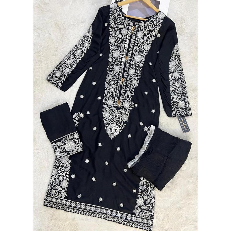 HK271 Jabeen - Black Linen Oufit 6