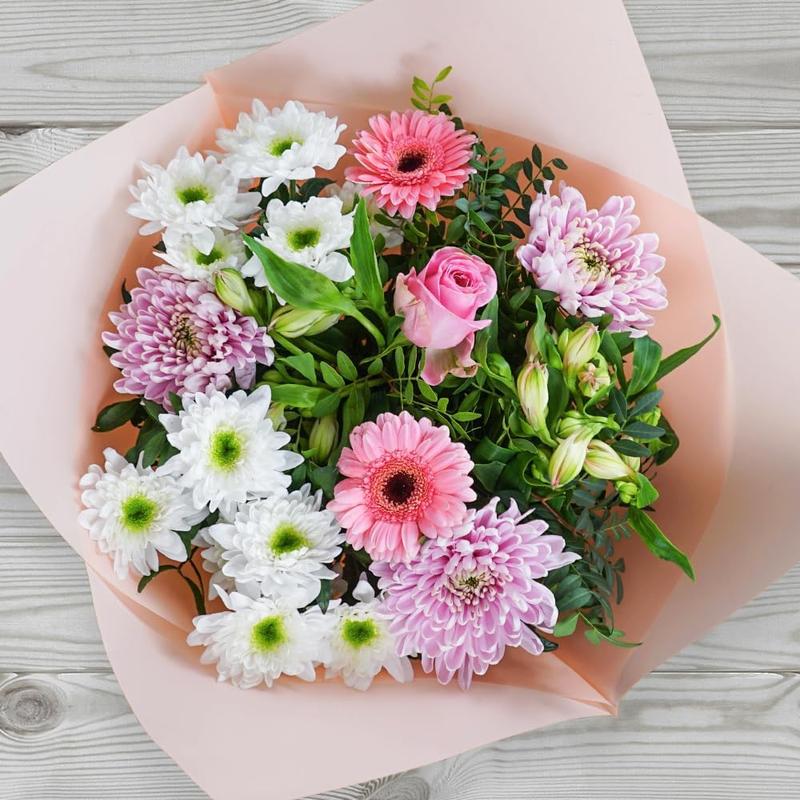 Strawberries & Cream Bouquet, Beautiful Fresh Flowers, Flower Delivery, Perfect Birthday bouquet, Anniversary and Thank You Gift with cut flower food. Decor Decorative 5