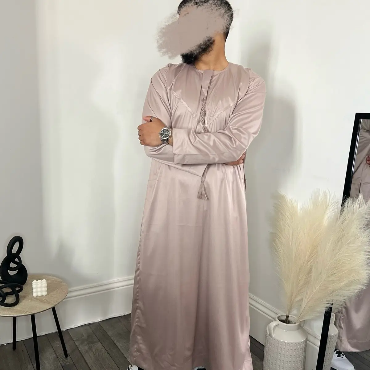 Traditional light sand Omani style thobe