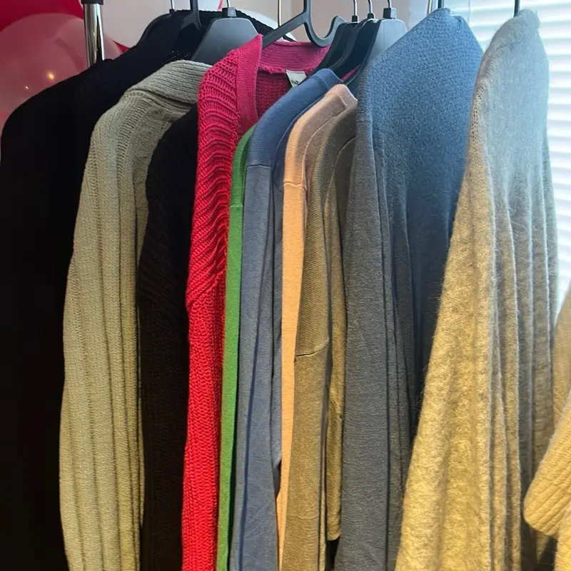Women's Knitwear Cardigans - Non-Returnable - Womenswear