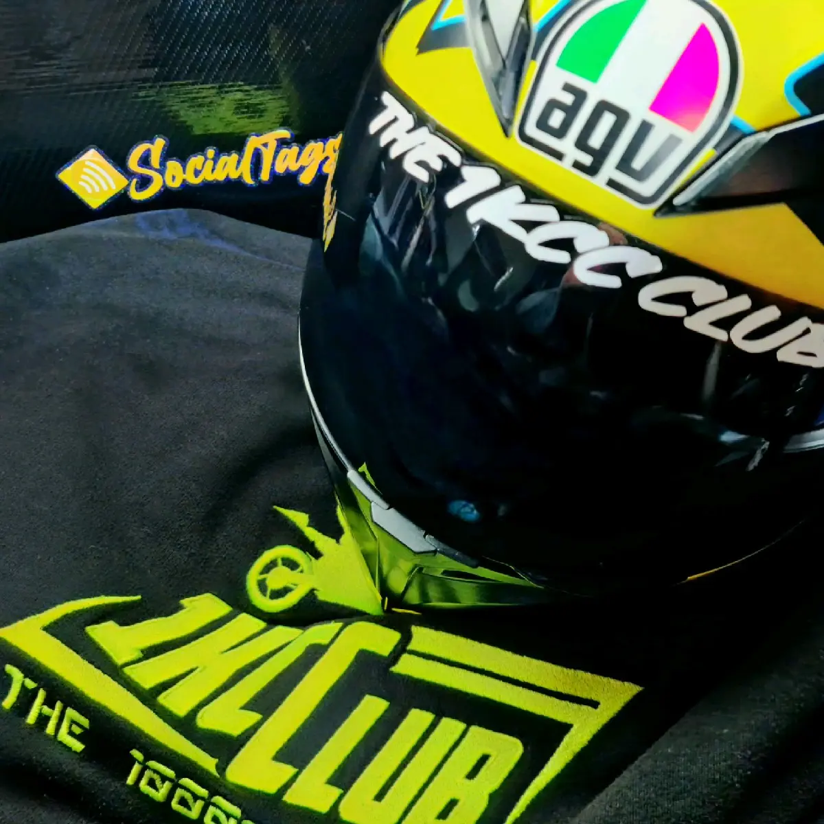 Official 1KCC visor graphics