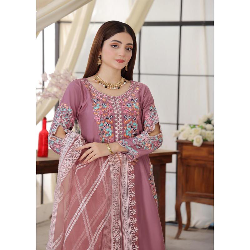 HK248 - Pink Readymade Mummy & Me Linen Suit 8