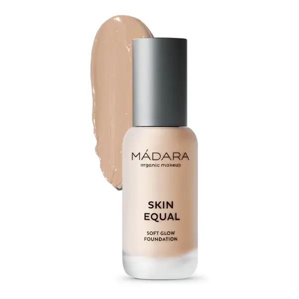 MÁDARA Organic Skincare | Skin Equal Soft Glow Foundation SPF15 - 30ml, Mineral foundation with hyaluronic acid, Buildable medium coverage, Dewy foundation, Vegan, COSMOS natural certified