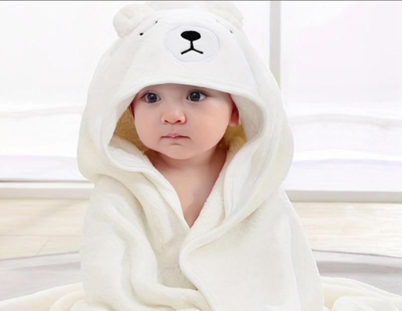 Cute Cartoon Design Baby Bath Towel/Hooded Bathrobe - Super Soft & Water Absorbent Microfibre 2