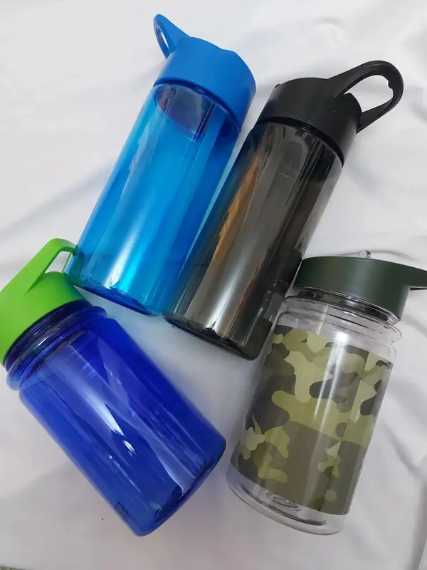 Personalised water bottle, 400ml plastic drink tritan with straw. Back to School, Name Label, Party Favours 2