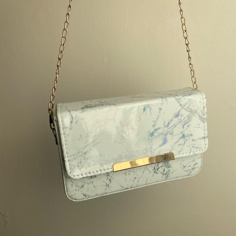 Women’s Gold Chain Cross Body Purse With Marble Design PU Leather 5