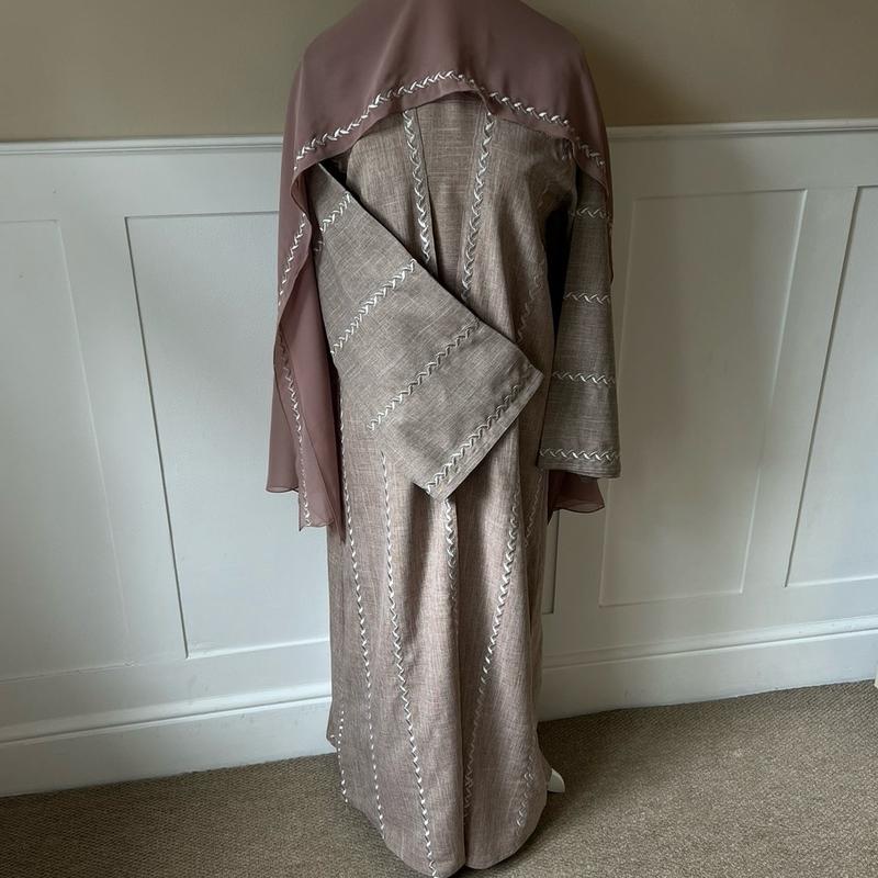 Nude embroidery abaya, embroidery scarf. 3 piece. Half sleeved/full maxi length inner slip. embroidered abaya 1