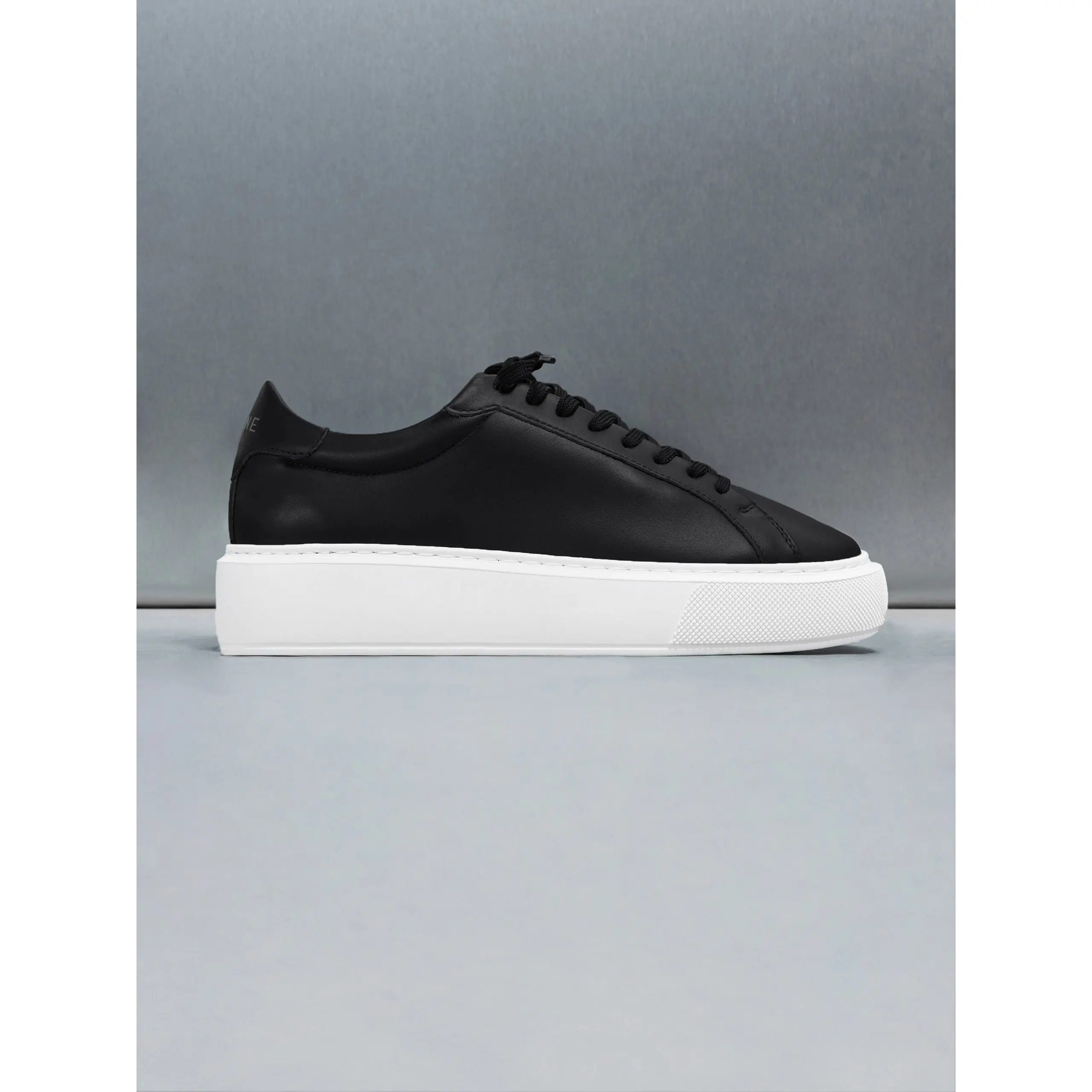 Essential Leather Trainer in Black
