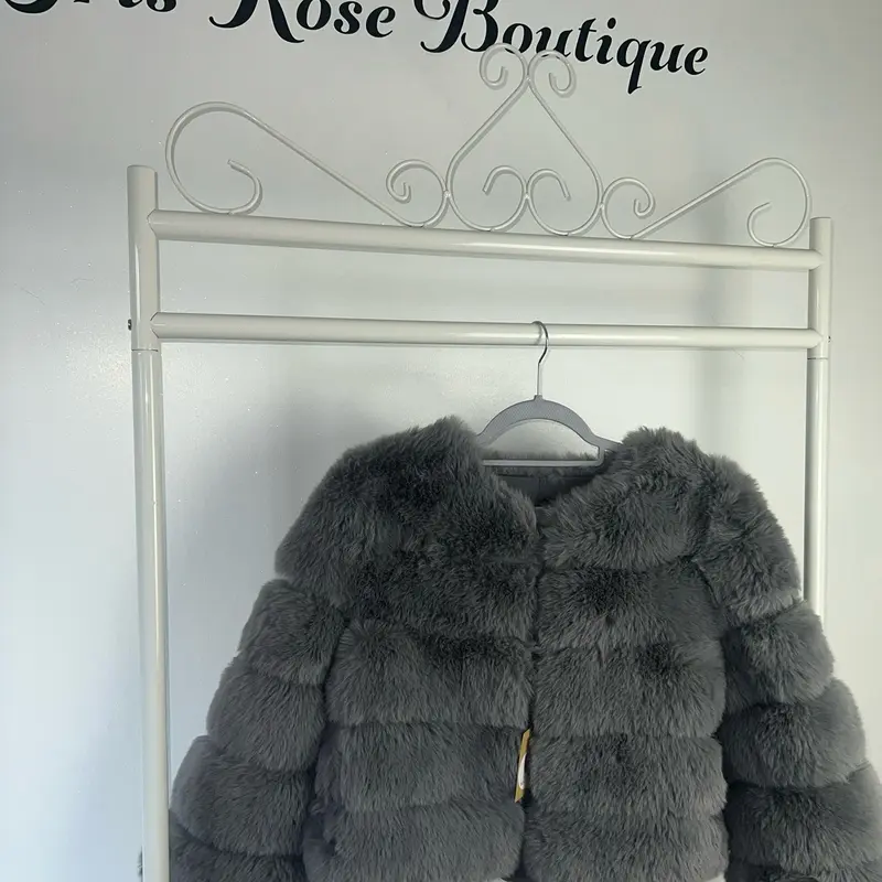 [IRIS ROSE BOUTIQUE] Premium Faux Fur Jacket - 5 Row Sleeve - 5 Colours 3