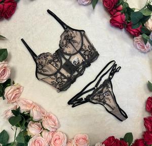 LILIOSA LINGERIE LIVE Christmas Collection 2 Piece Black Dolce Corset Lingerie Set (Bra Clasp + Adjustable Pants),Winter Fashion Everyday Elegant Lady Womenswear Lingerie, Women Underwear, For the Holidays, Sexy Gift Comfort Elegance Fit Matching Top