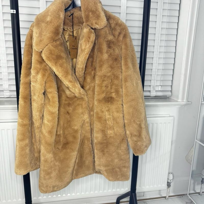 Women's Cosy Coat - Perfect for Winter 1