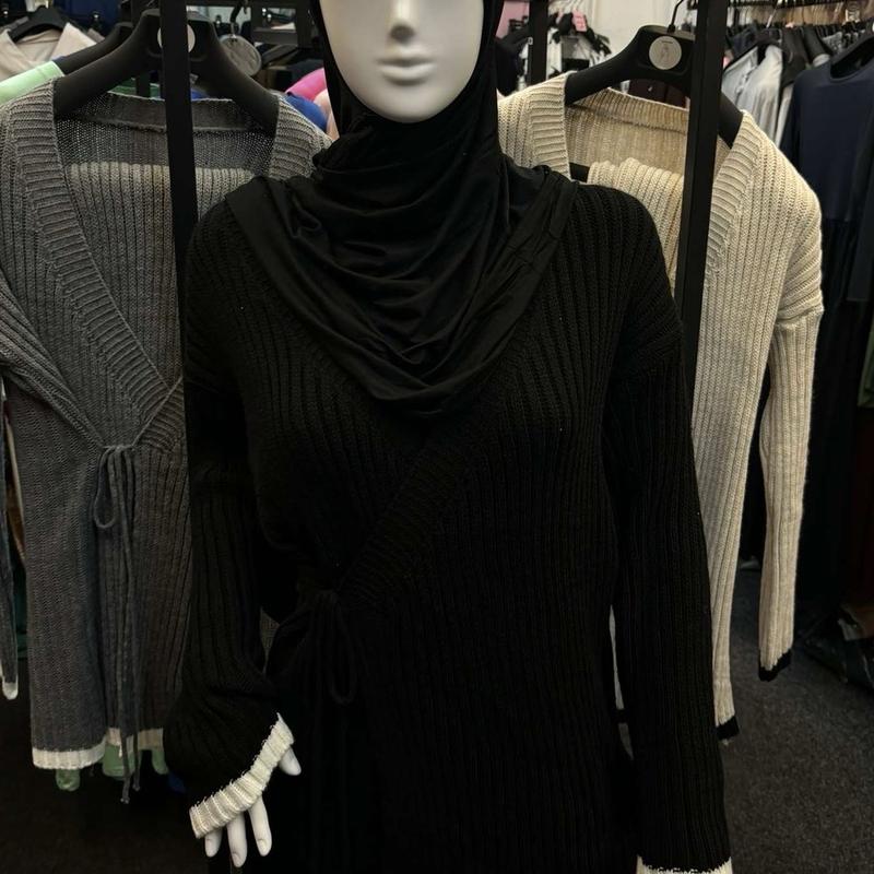 Winter side tie co ord with white rim 1