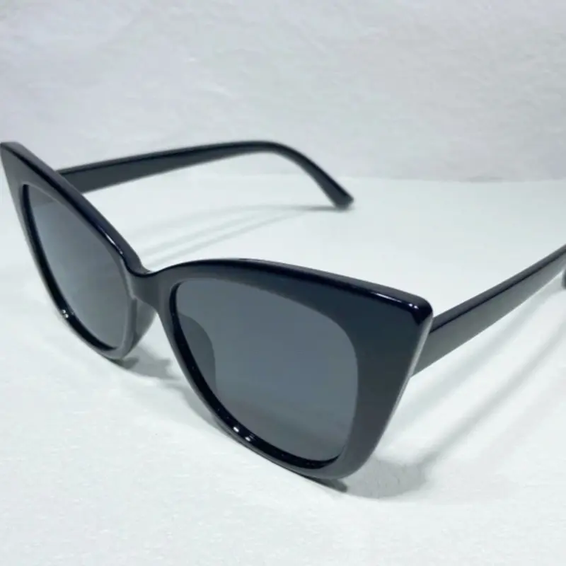 Y2K Cat Eye Fashion Jelly Color Block Sun Shades for Women and Men - Ideal for Beach Party and Club Events 1