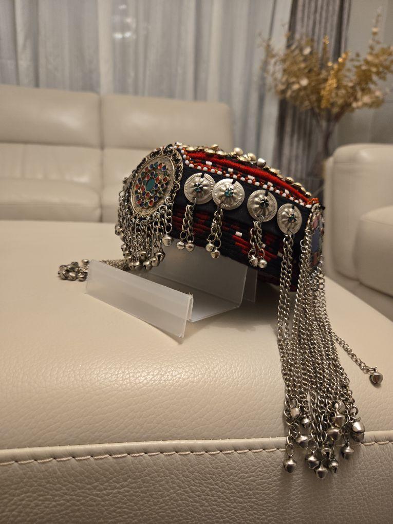 Product Introduction of afghan hat for women with jewellery handmade 3