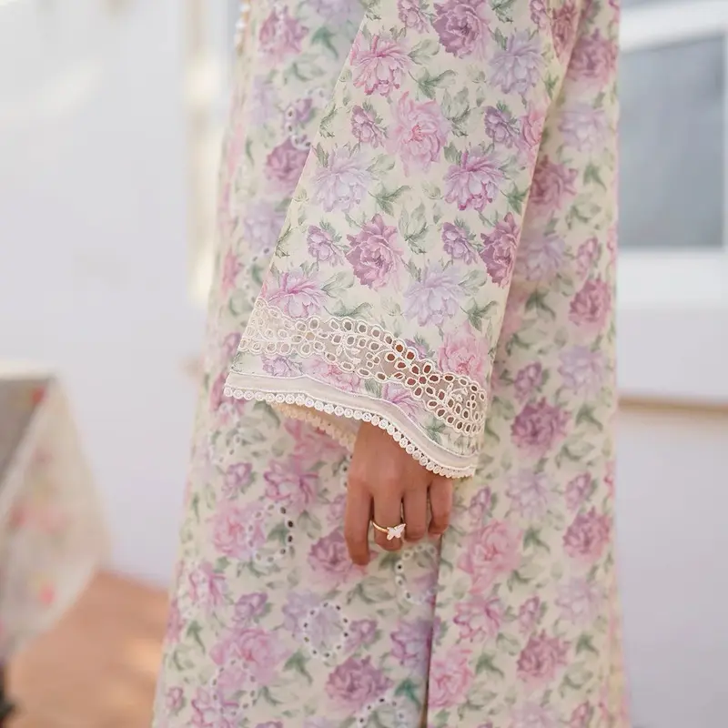 Baroque beautiful embroidered 3 piece lawn suit, Asian Pakistani traditional  Womenswear, original branded clothes 3