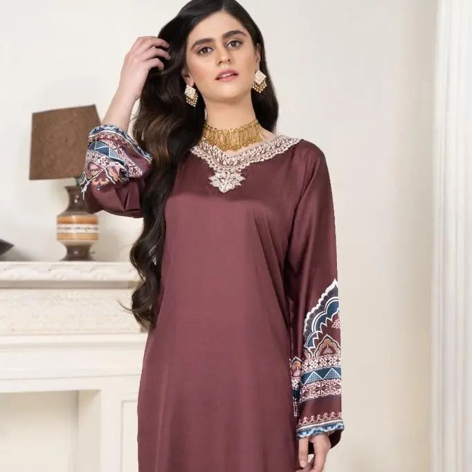 Menaal’s luxury silk kurta
