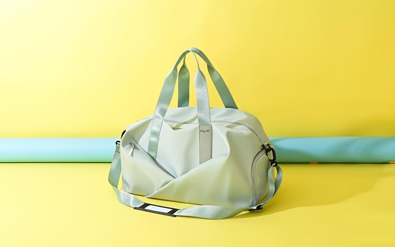 Product Introduction of Women's Yoga Fitness Sports Bag, Dry And Wet Separation Training Bag, Portable Large Capacity Portable Bag, For Business Trip Travel 3
