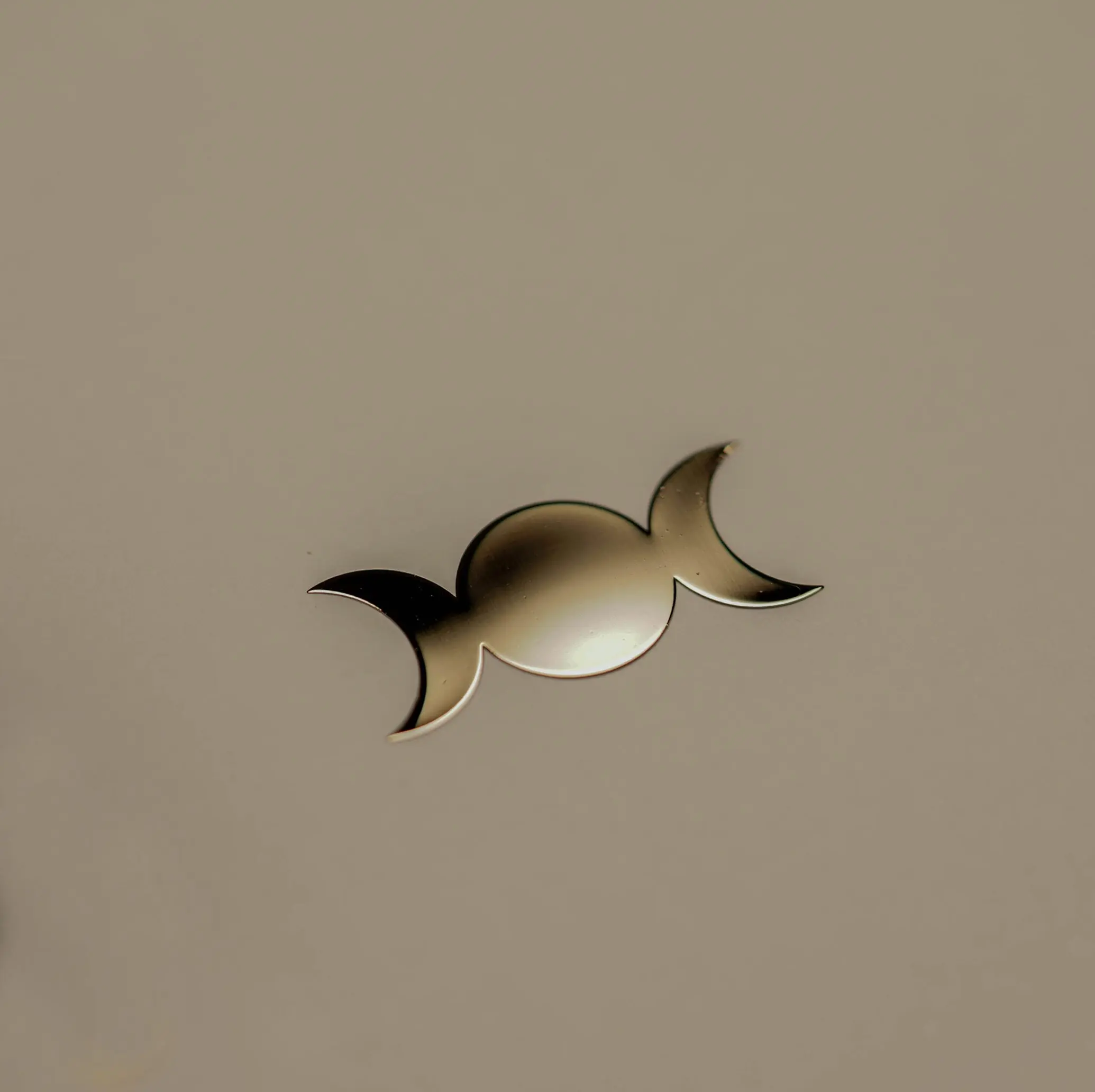 GOLD TRIPLE GODDESS