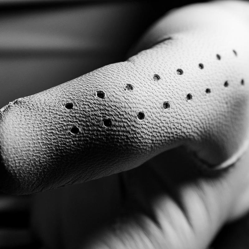 Pineapple Cabretta Leather Golf Glove with Moisture-Wicking Cuff and Pineapple Pattern for Men 5