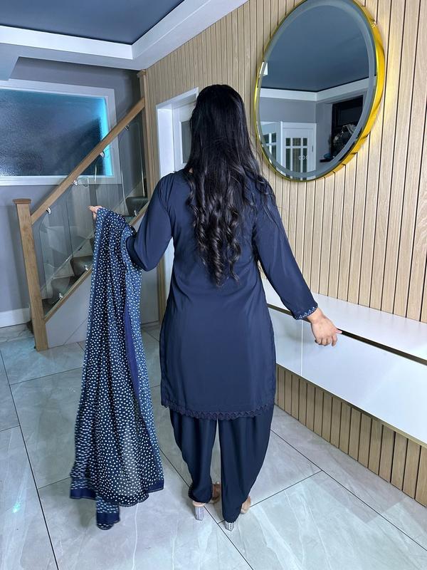 Afsana - Navy Cutout 4