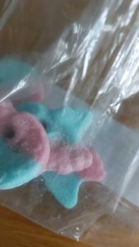 Product Review of BUBS SELECTION 100 GRAMS EACH - FOAMY AND FIZZY SWEETS - SKULLS, OVALS, BOLTS, from p**7 0
