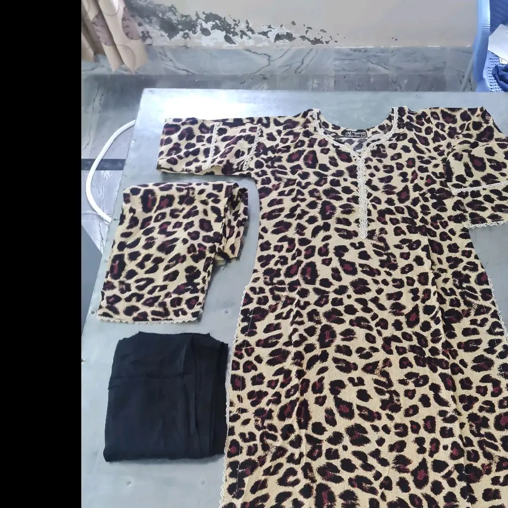 Ready made stitched suit 3 pc leopad pinkish