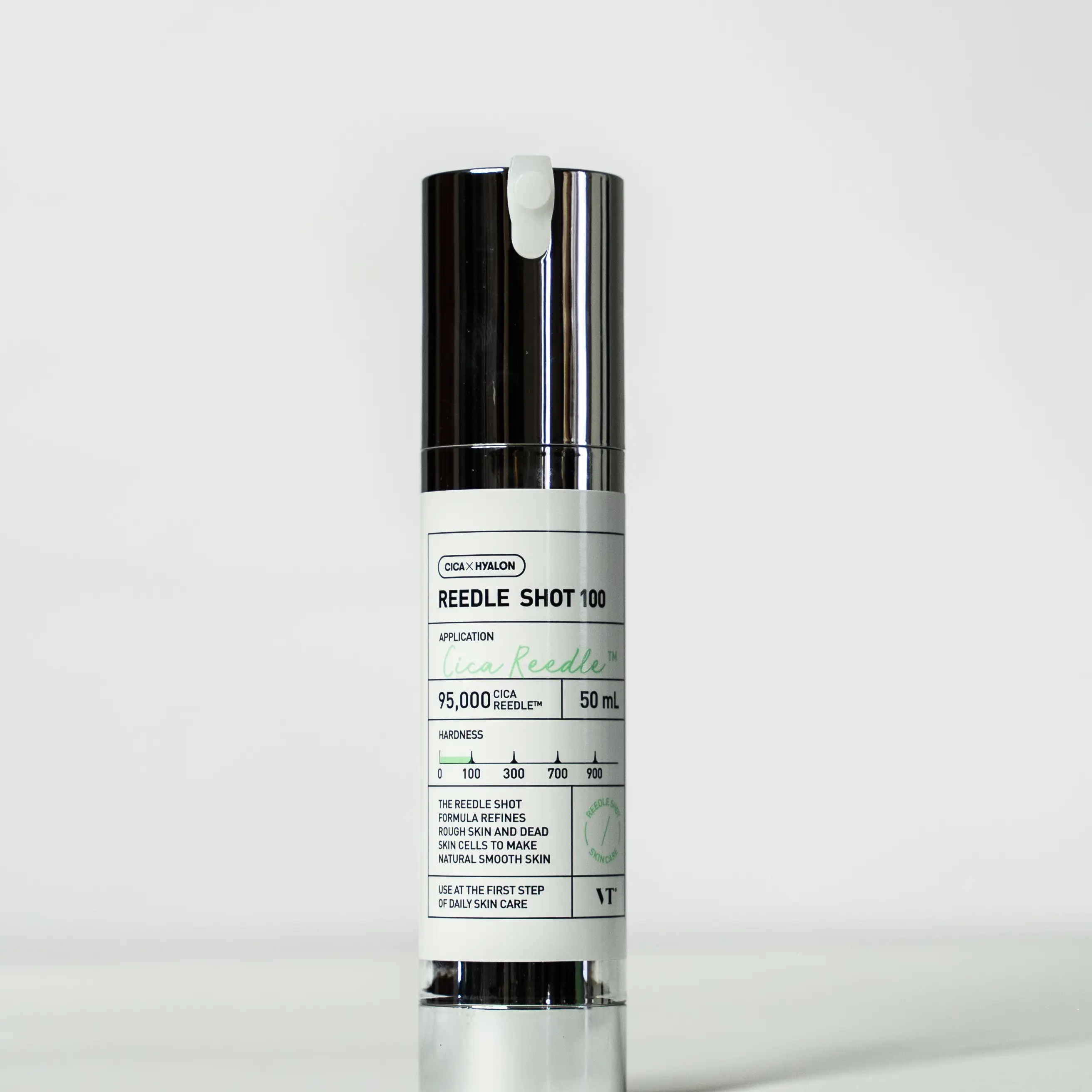 VT Reedle Shot 100 - A microneedling treatment in a bottle