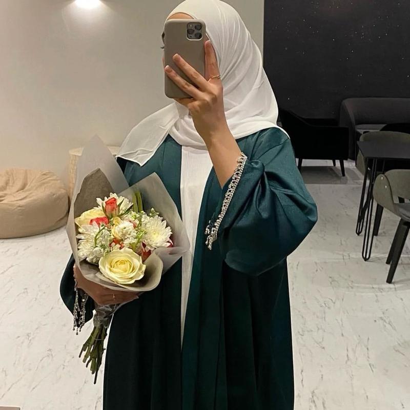 Diamanté abaya 2