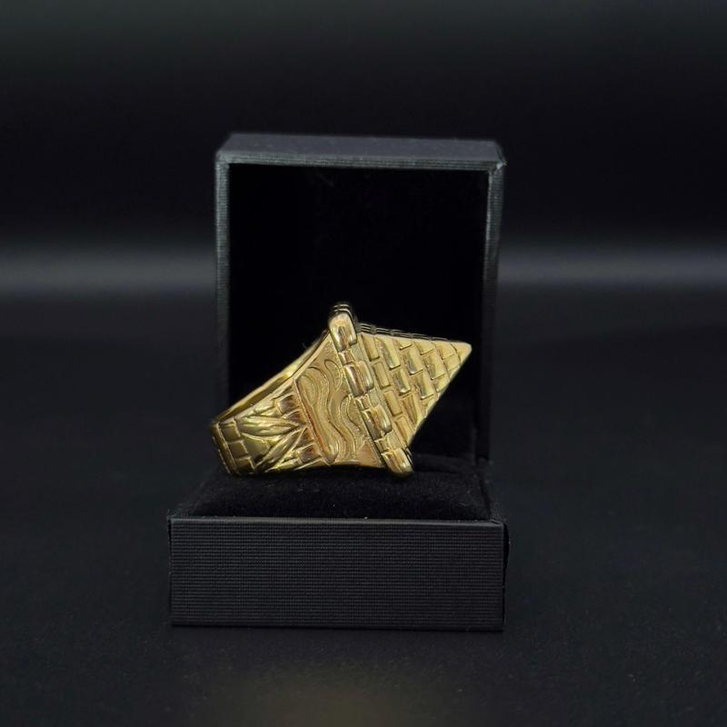9ct Gold Plated Castle Pyramid Ring 1