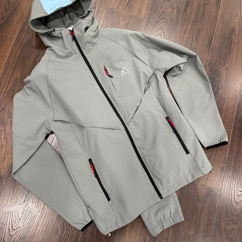 Men’s hooded Slim Fit Tracksuit with cargo bottoms 2