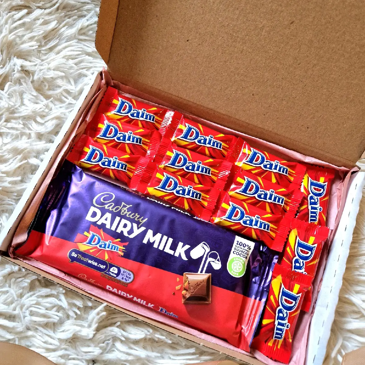Daim Cadbury Chocolate Small Postal Gift Box Snack Milk Dessert Bonbon